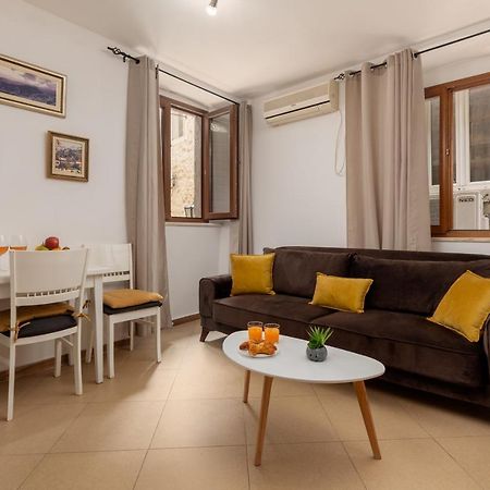 Apartment Amigo 2 Old Town Cattaro Esterno foto